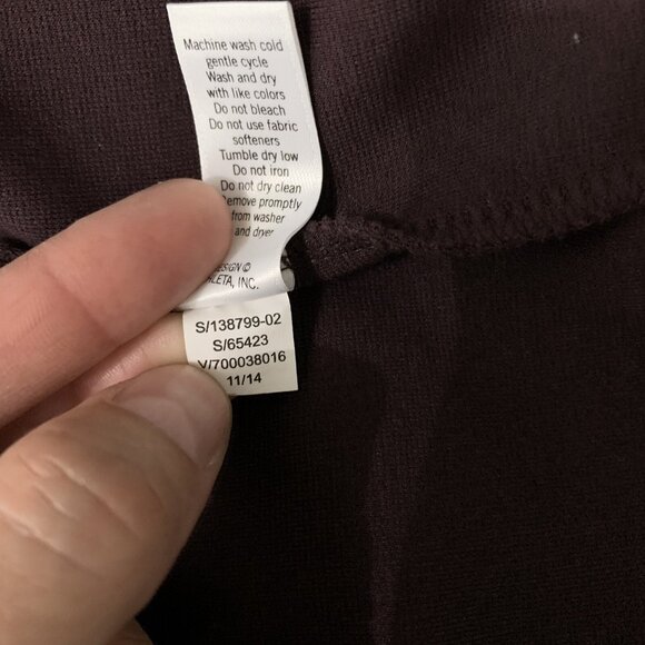 Athleta Illusion Dress Small Maroon Sleeveless Sheath Activewear Work - Picture 8 of 8